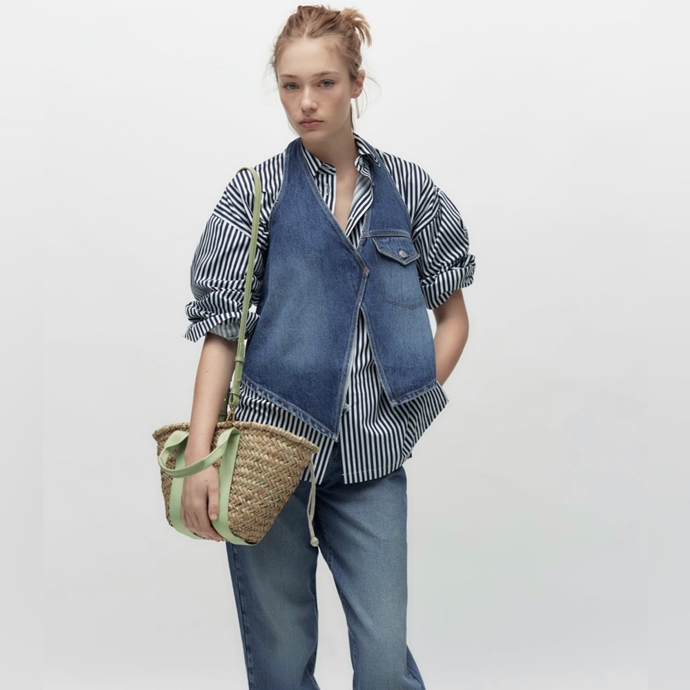 NWOT Zara Straw Bucket Bag with Light Green Leather Trim